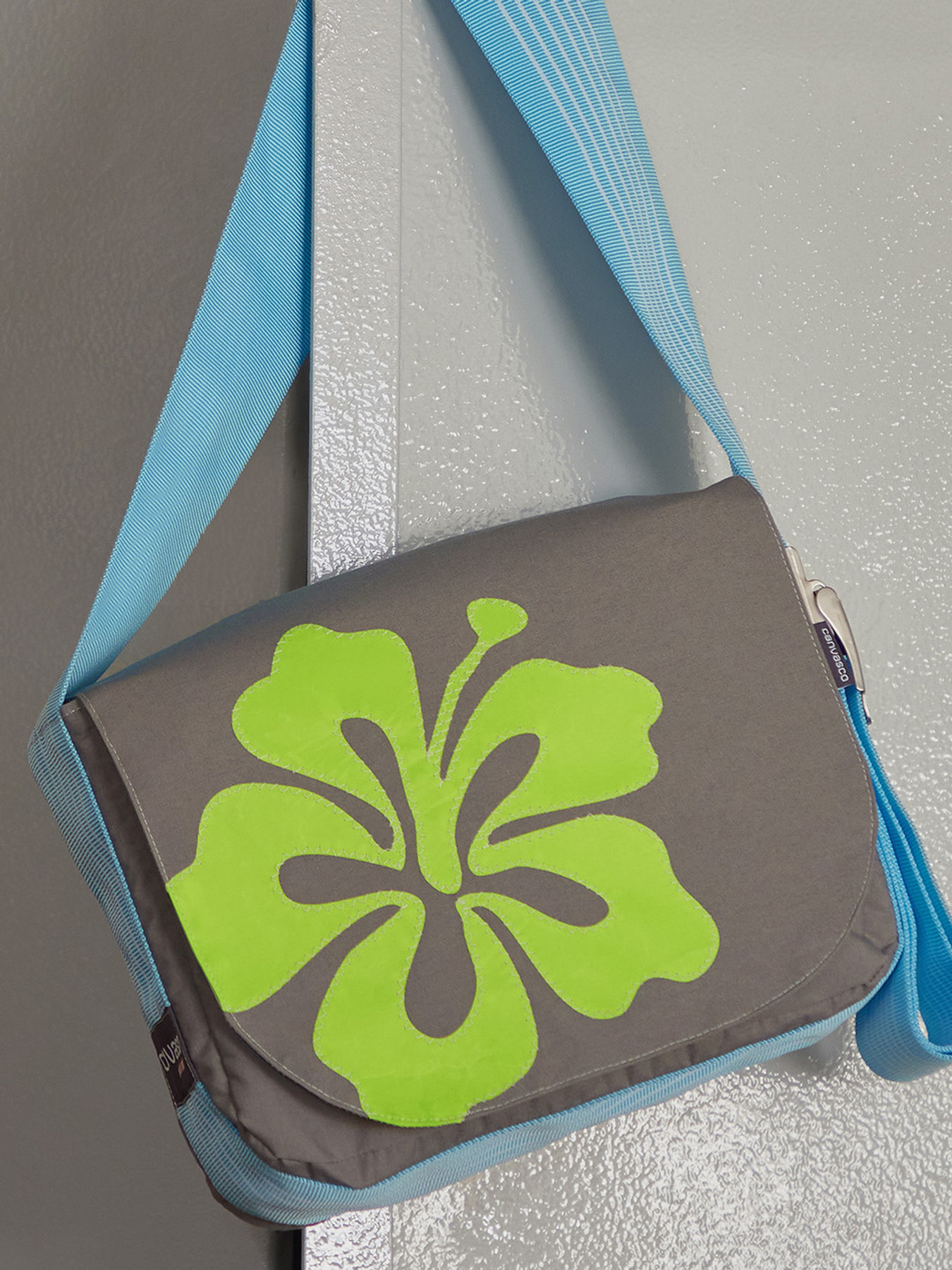 Umhängetasche grau 9301498000102