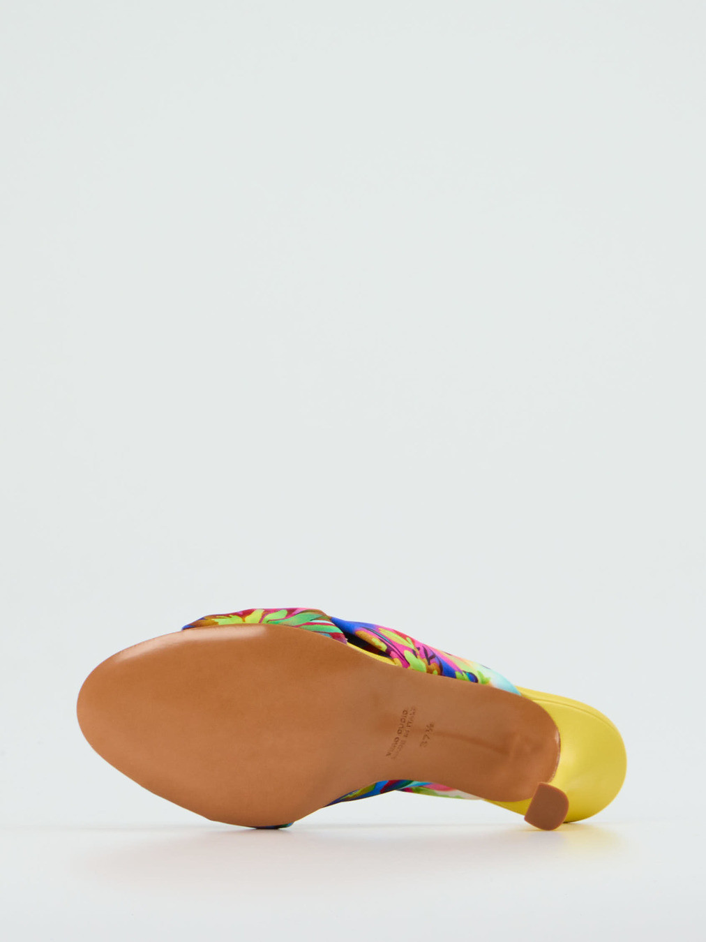 Pantolette multi 1128999000205