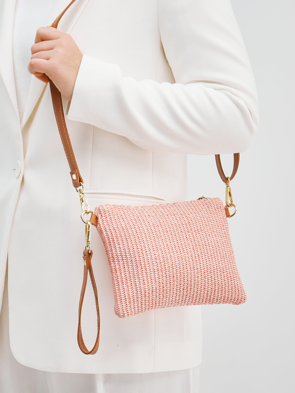 Clutch rosa 9305599000206