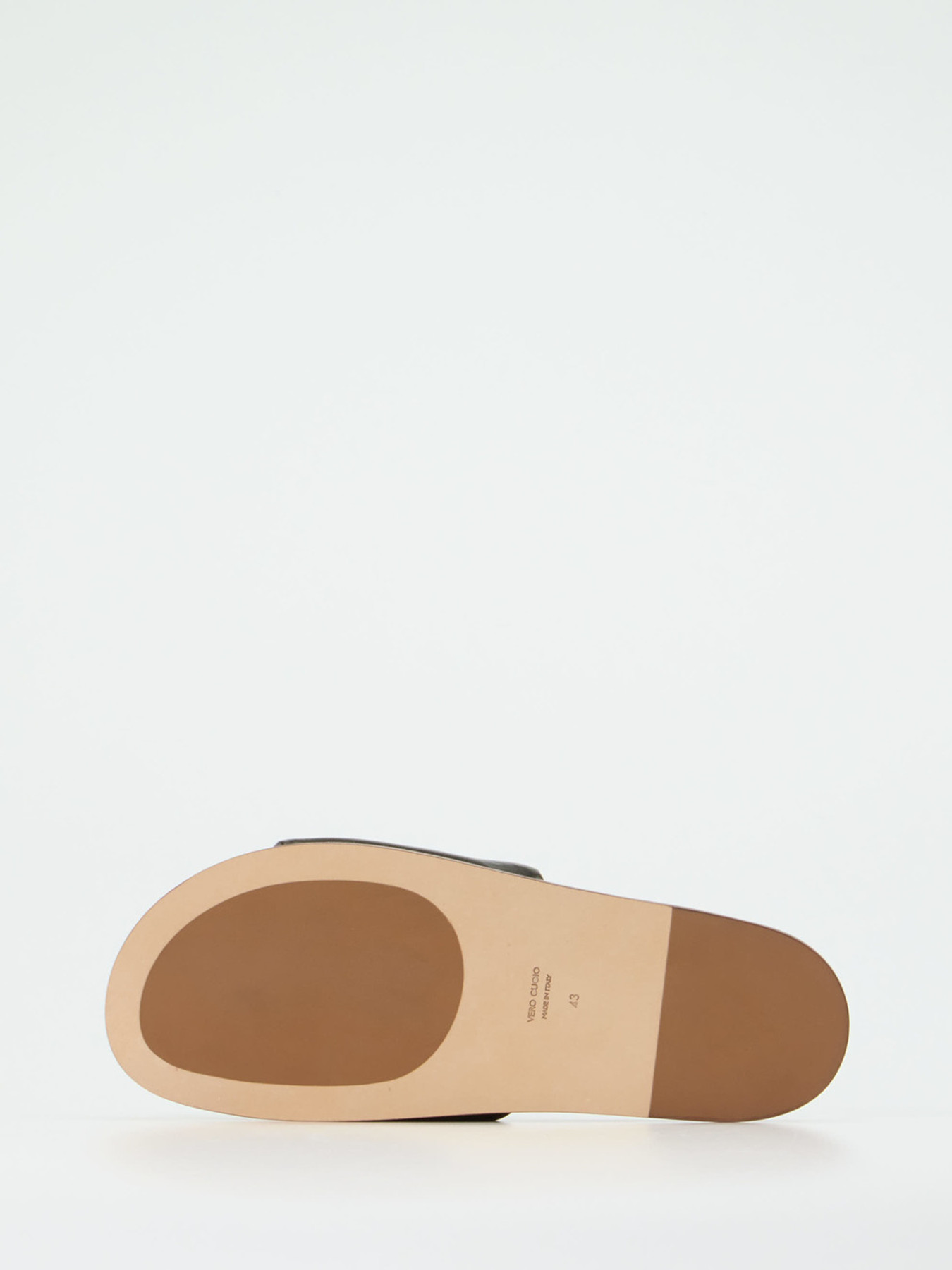 Pantolette grün 4100609000105