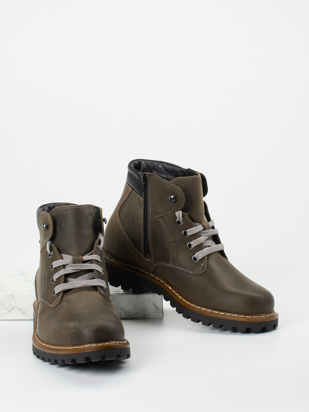 Boots braun 4801249001404