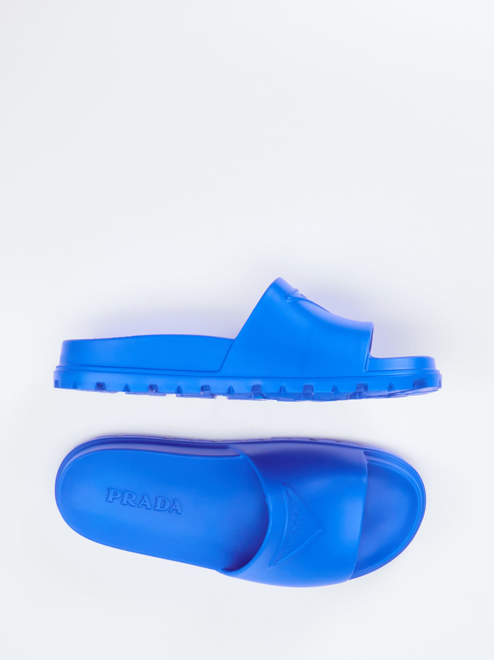 Pantolette blau 4101159000404