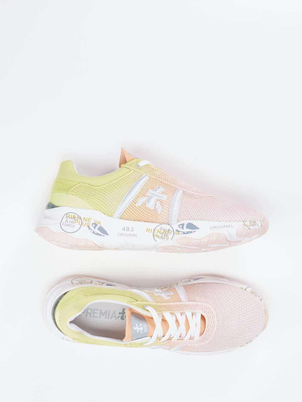 Sneaker rot 1663596000204