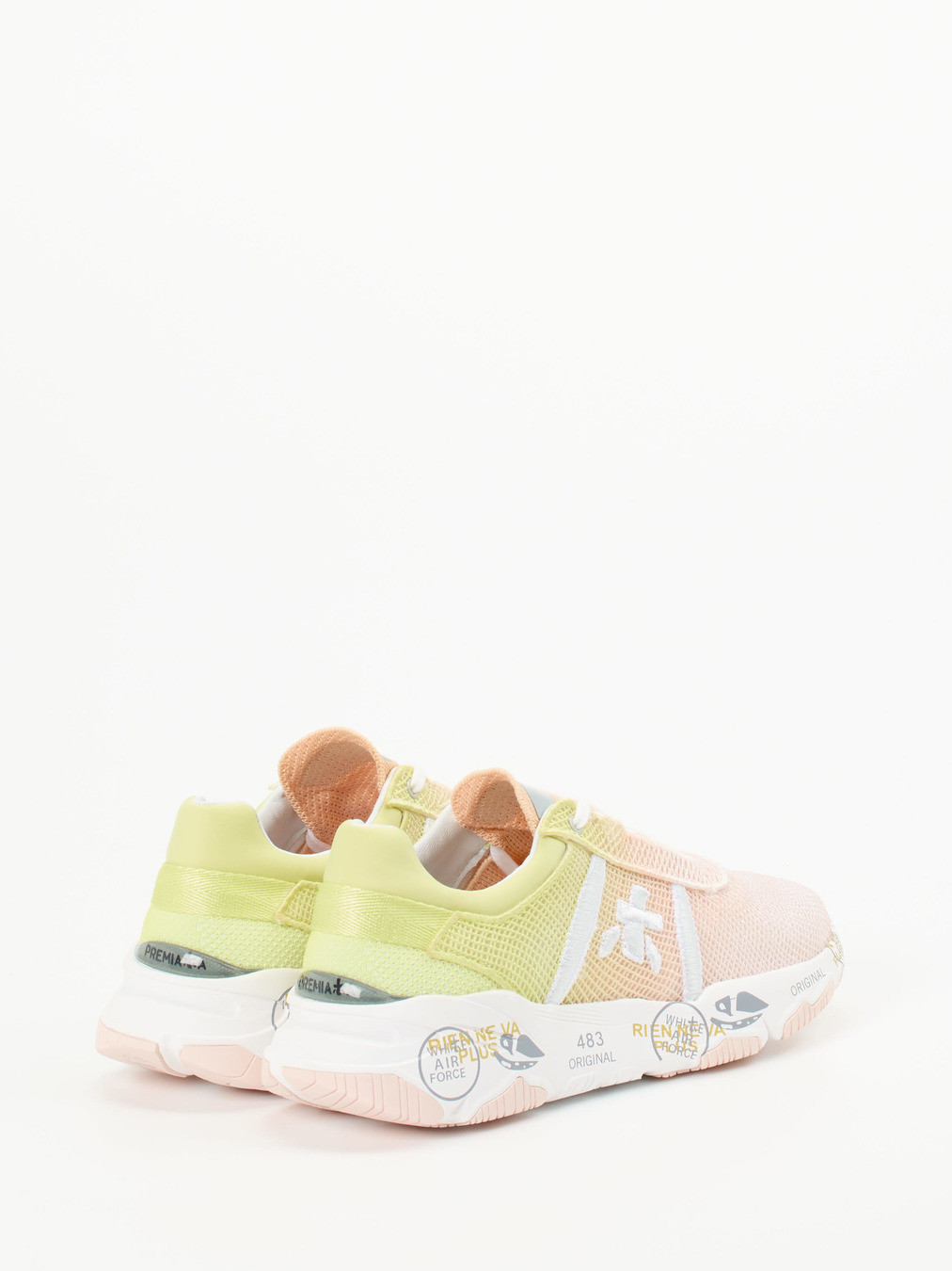 Sneaker rot 1663596000203