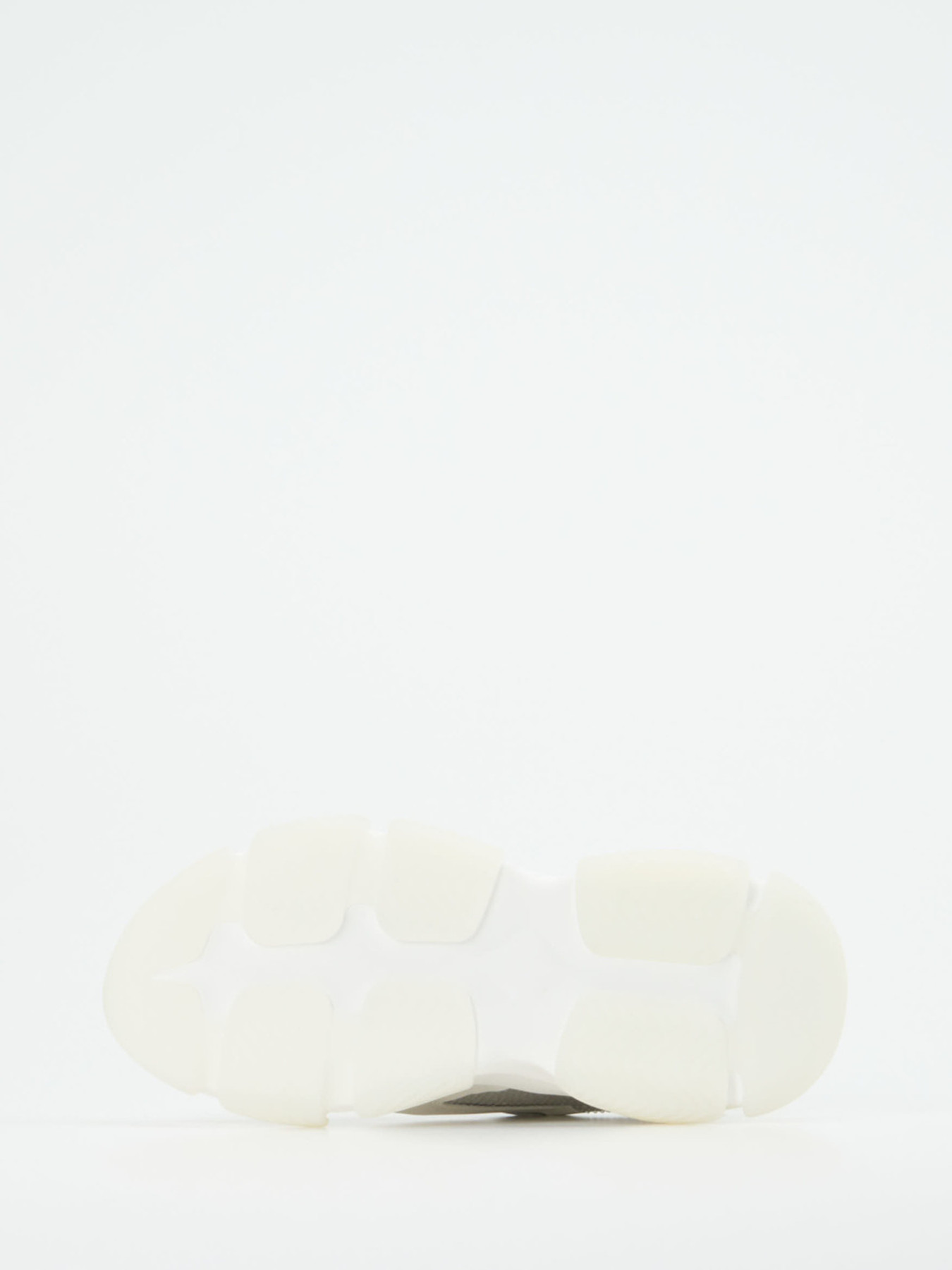 Sneaker weiß 1665799005905