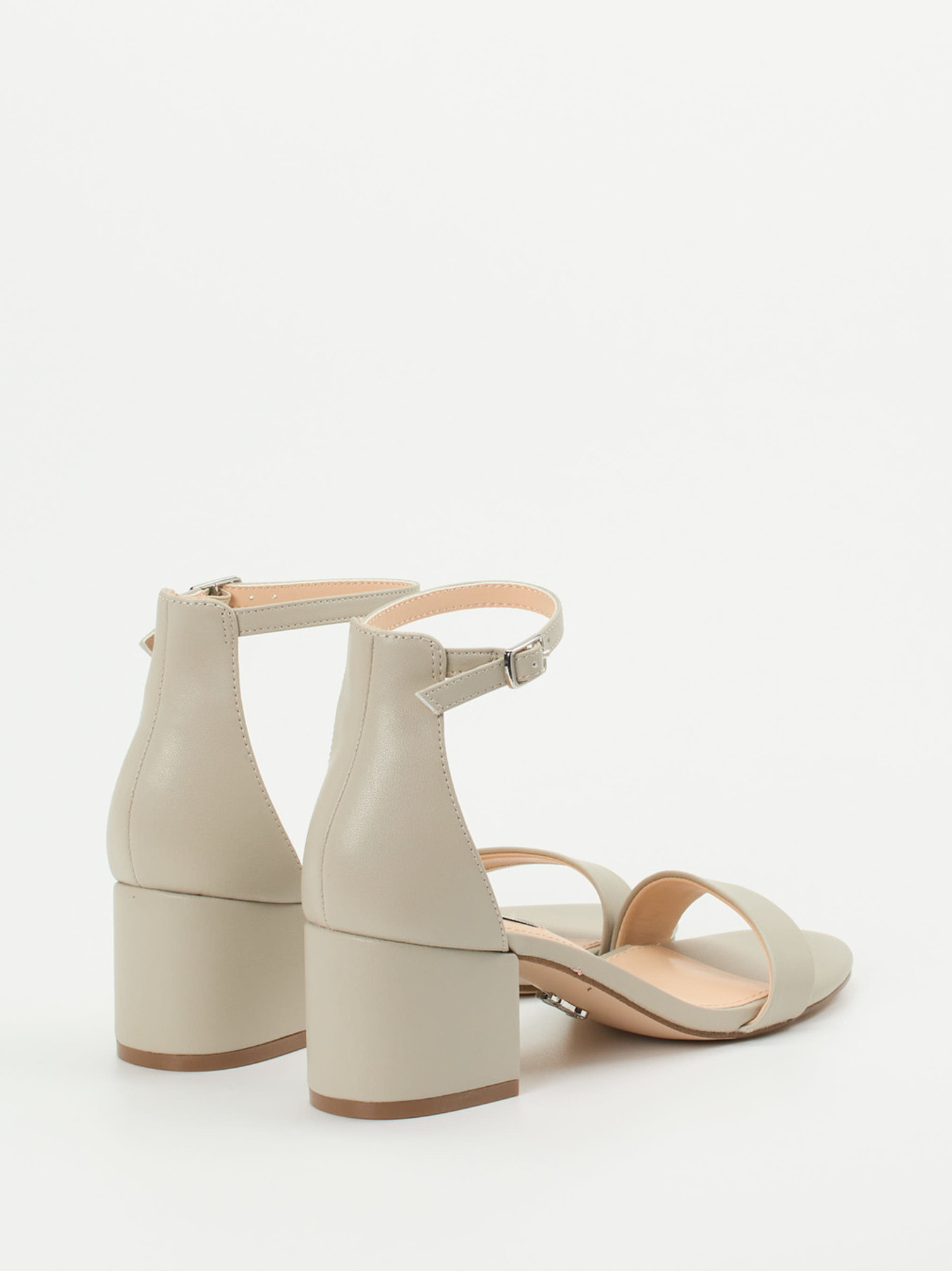 Sandalette beige 1226379000203