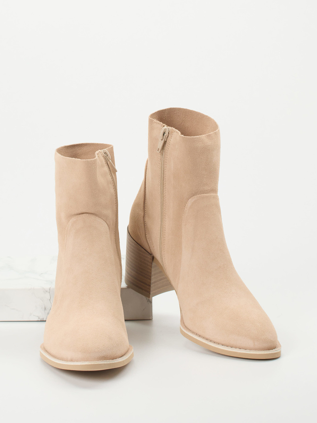 Stiefelette beige 1739359000304