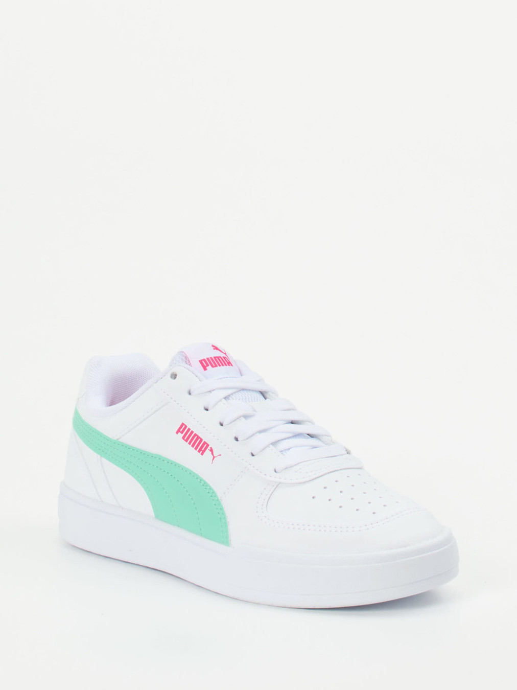 Sneaker weiß 8665796000106.jpeg