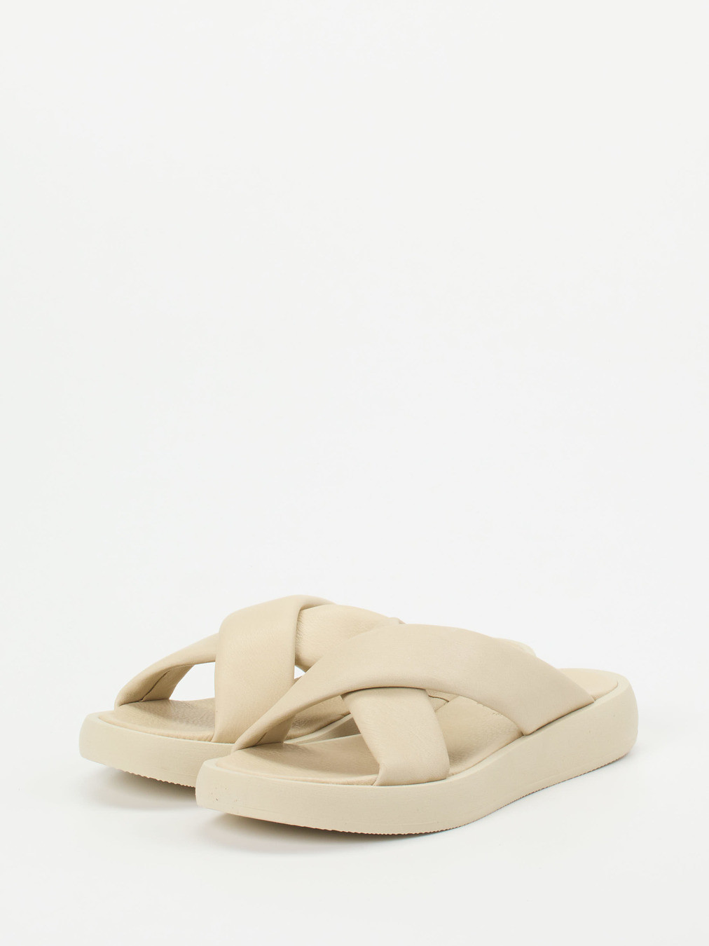 Pantolette beige 2100399000102