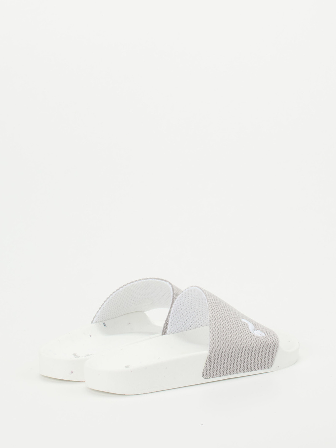 Badepantolette grau 7121499000203