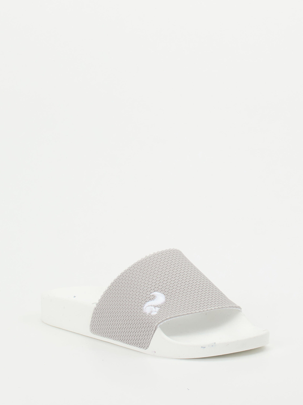 Badepantolette grau 7121499000206