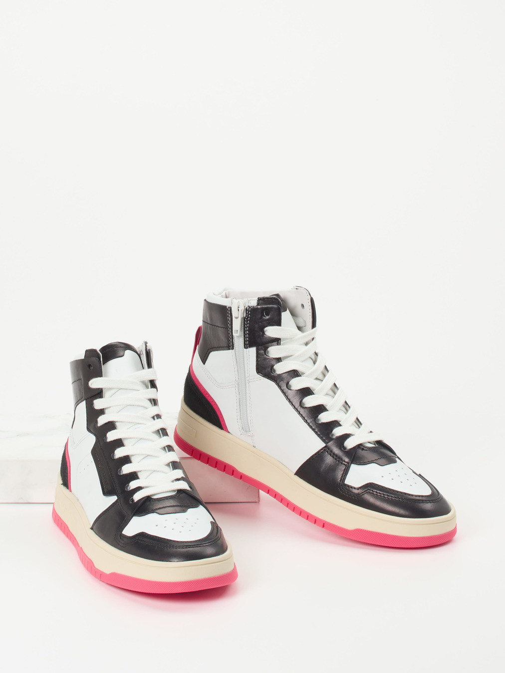 Sneaker High multi 1673979000904