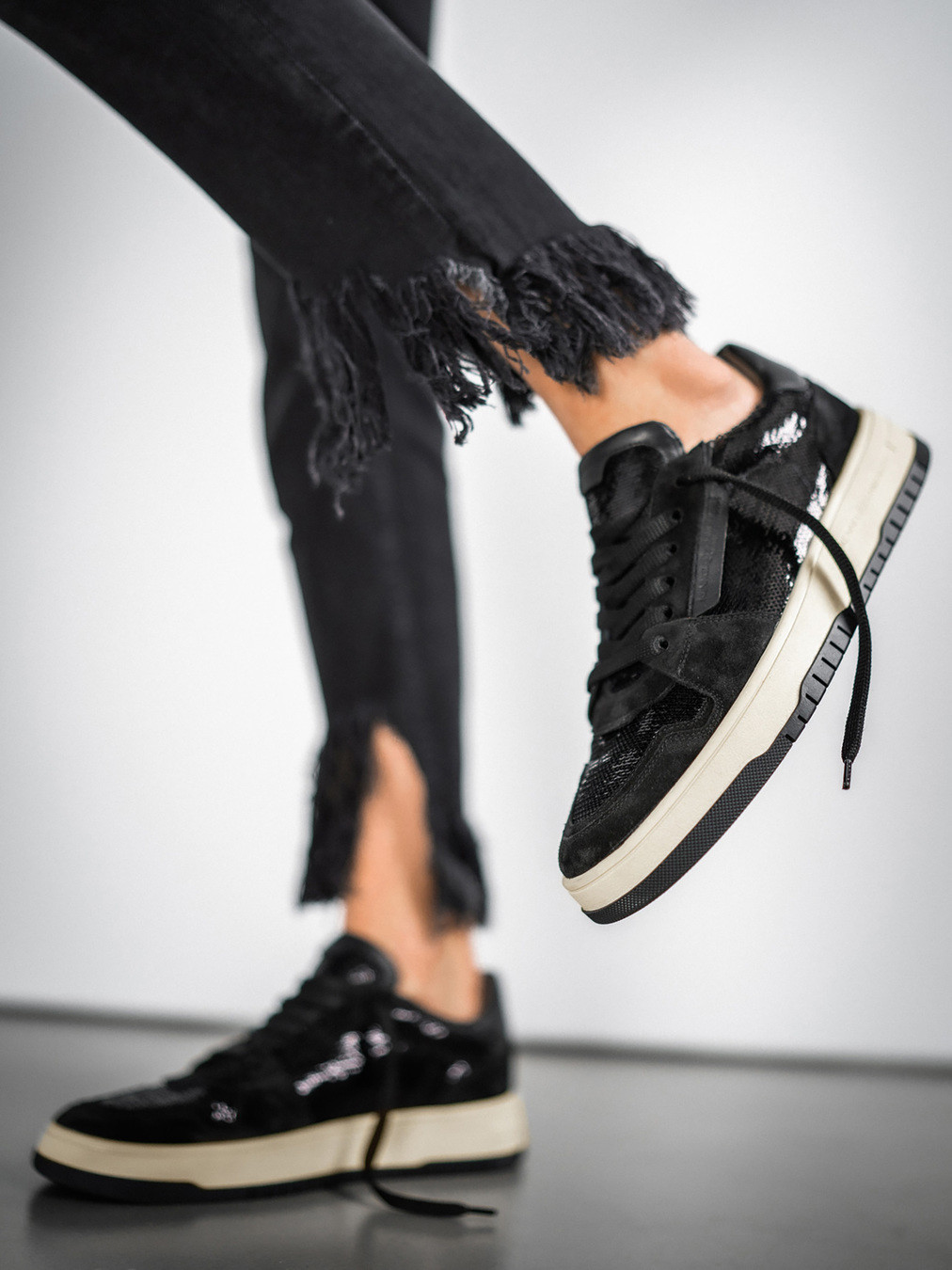 Sneaker schwarz 1661009028402