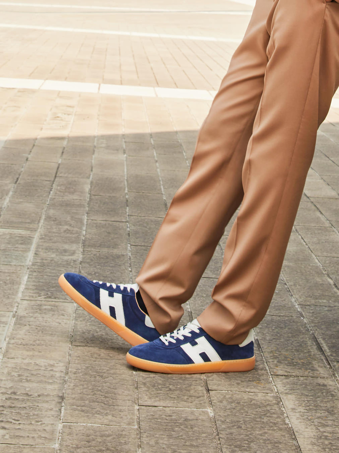 Sneaker blau 4661109084002