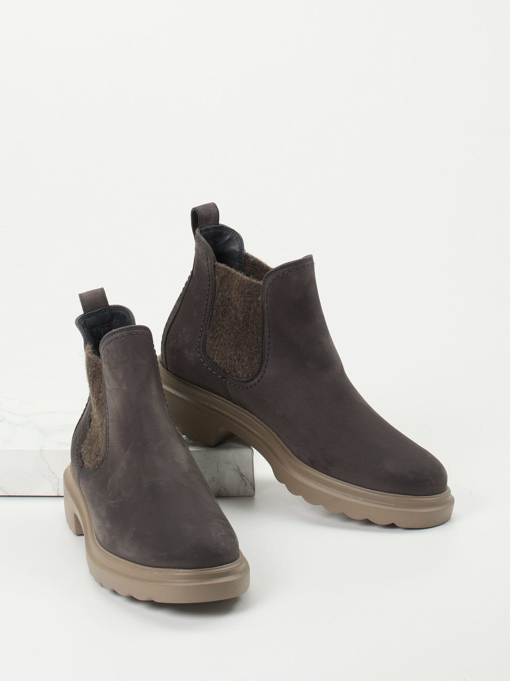 Chelsea Boots grau 1715459001104