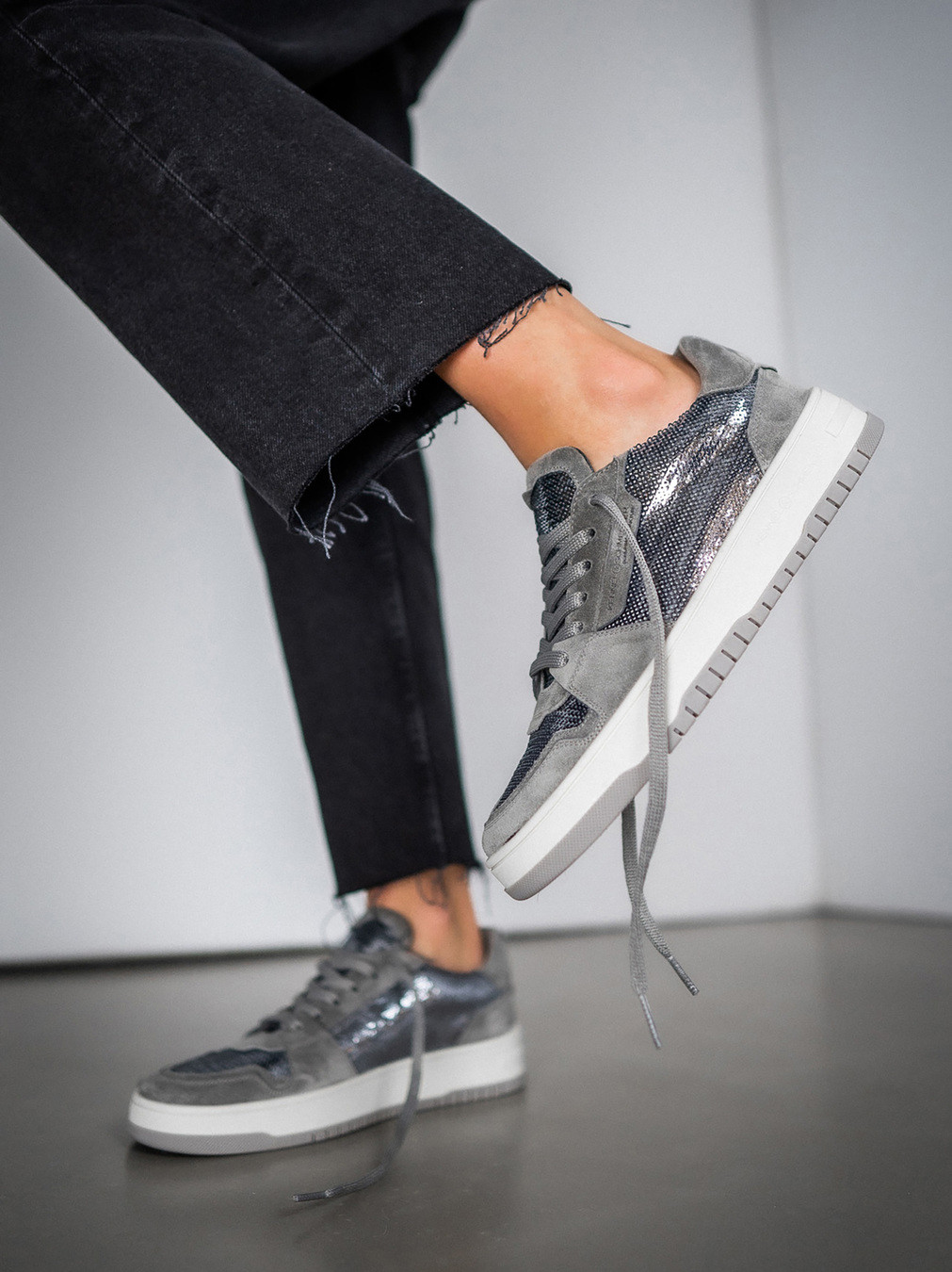 Sneaker silber 1661449007802