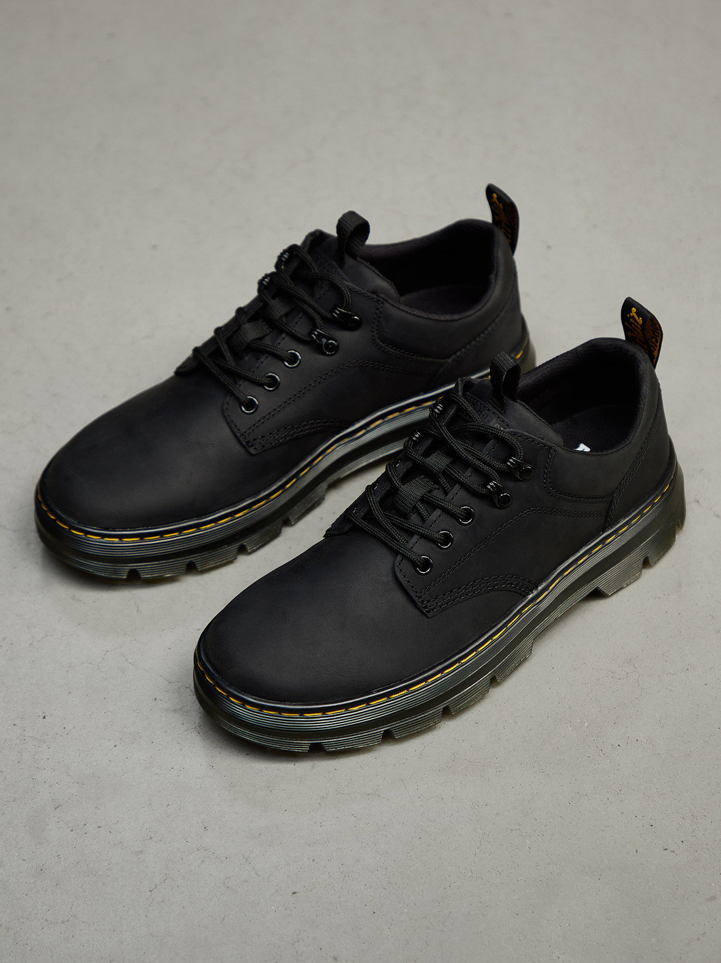 Schnürschuh schwarz 4610009118402