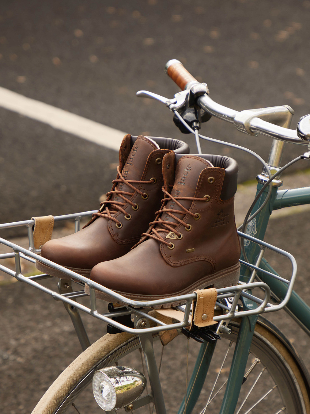 Boots braun 4801229052402