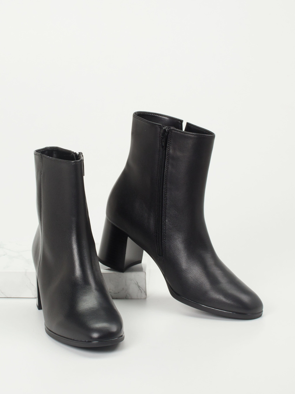 Stiefelette schwarz 1739009015404