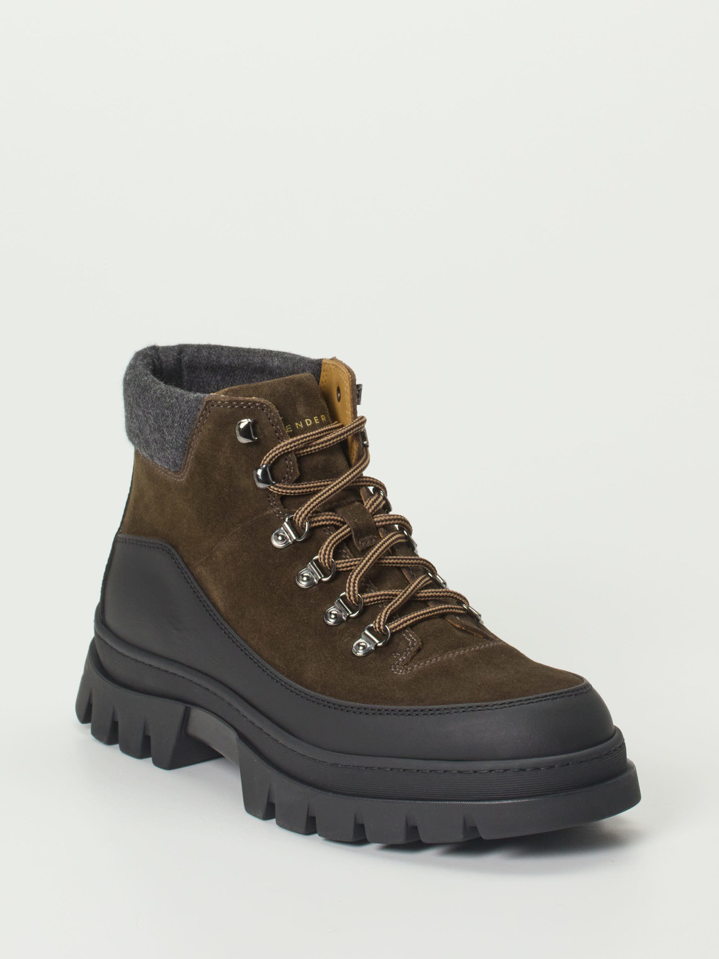 Boots braun 4701200001806