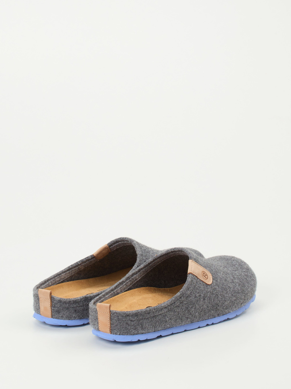 Pantolette grau 7463459001603