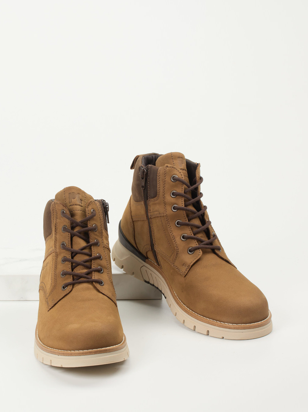 Boots braun 4701229061804