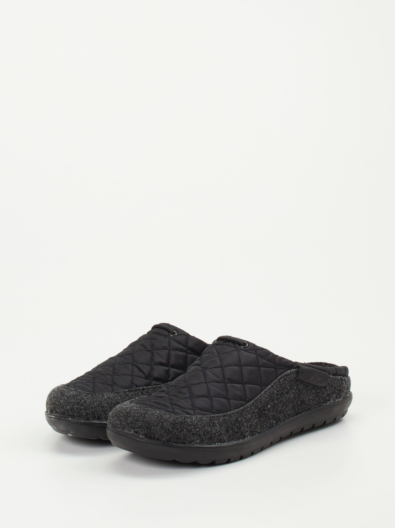 Pantolette grau 7463409006302