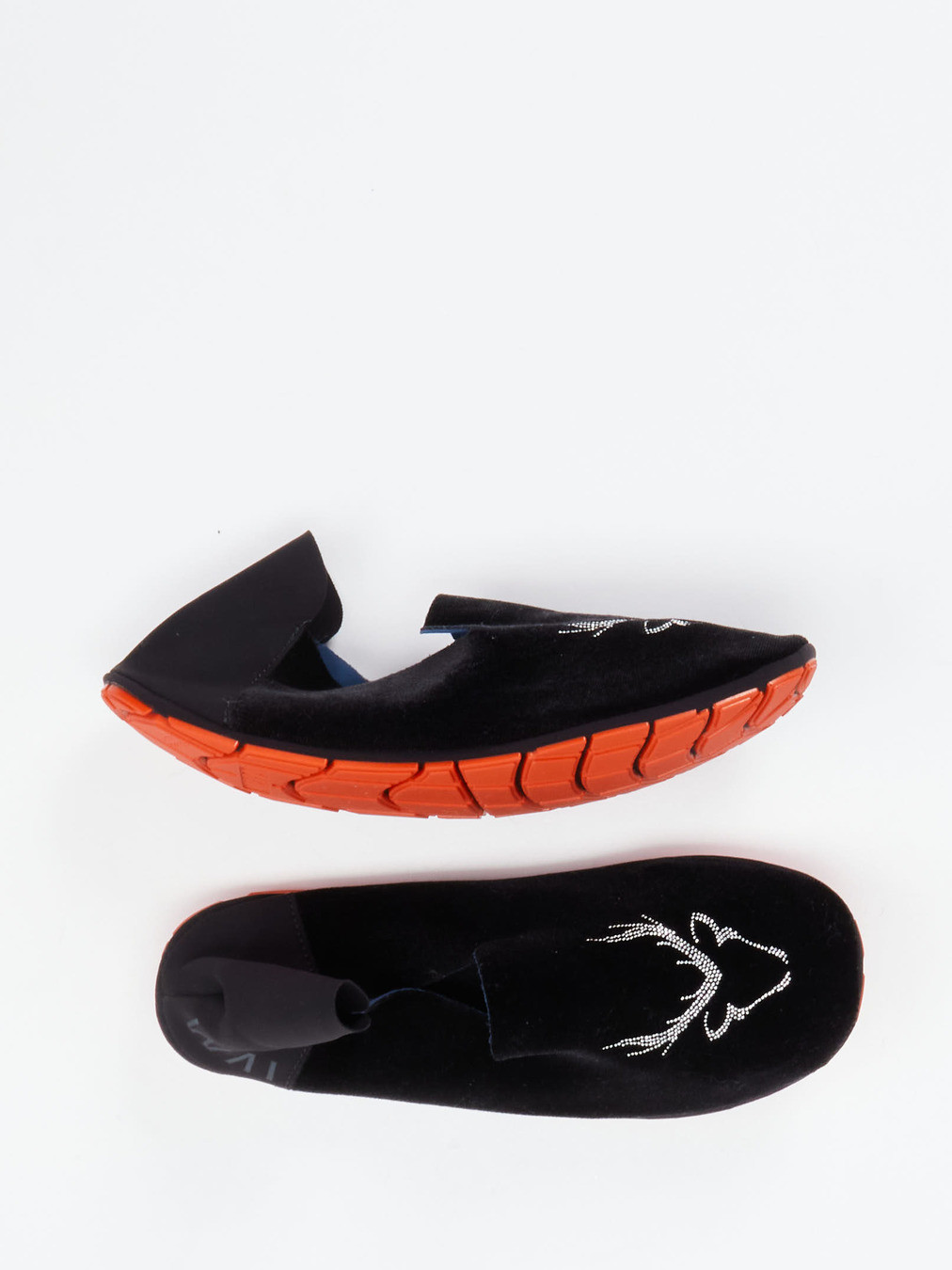 Hausschuh schwarz 7113009001504