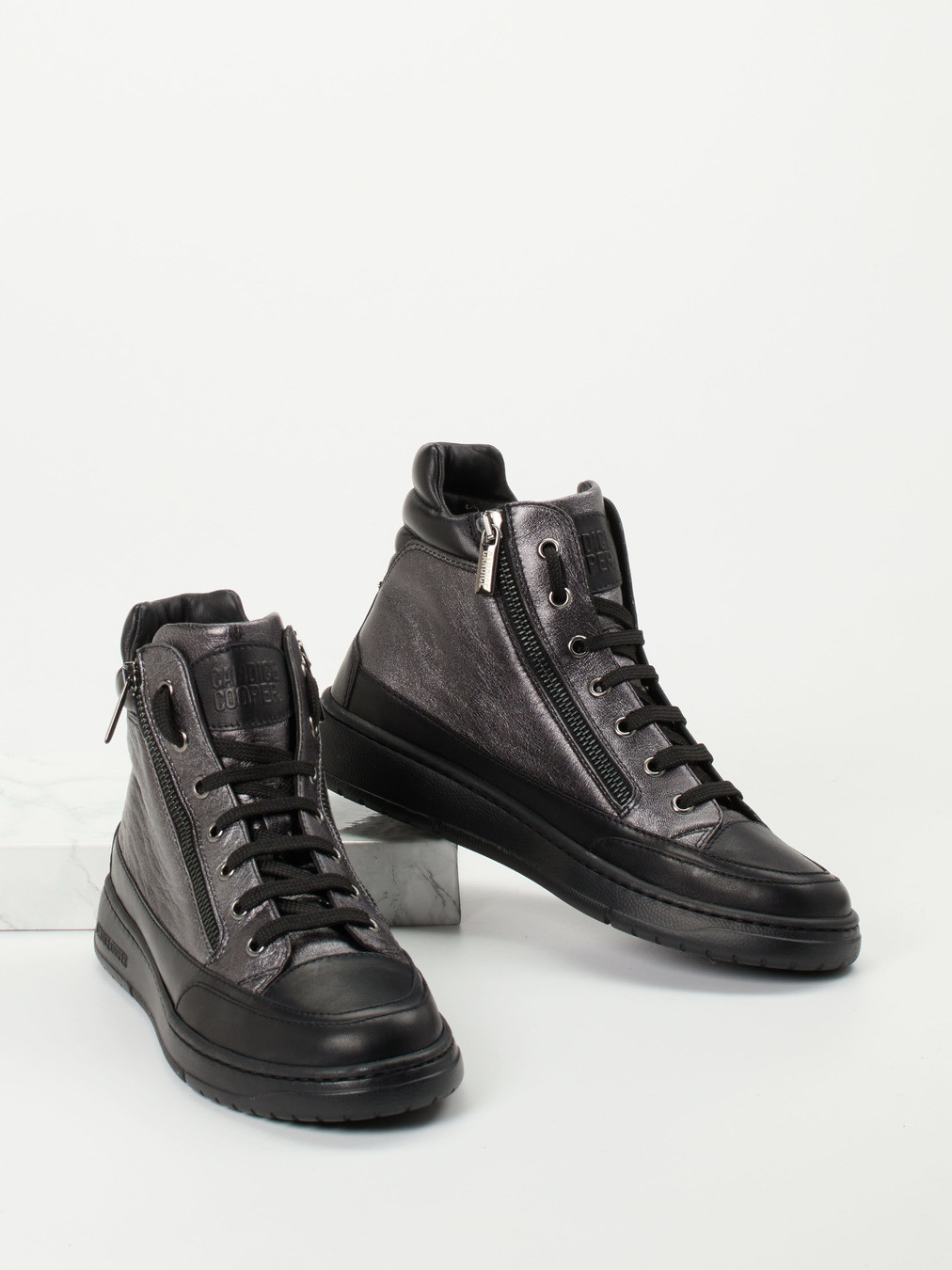 Sneaker High schwarz 1673004000504