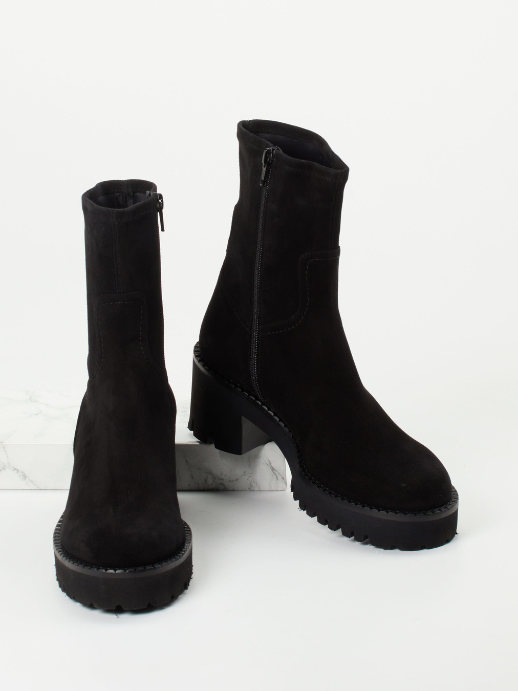 Stiefelette schwarz 1739009016904