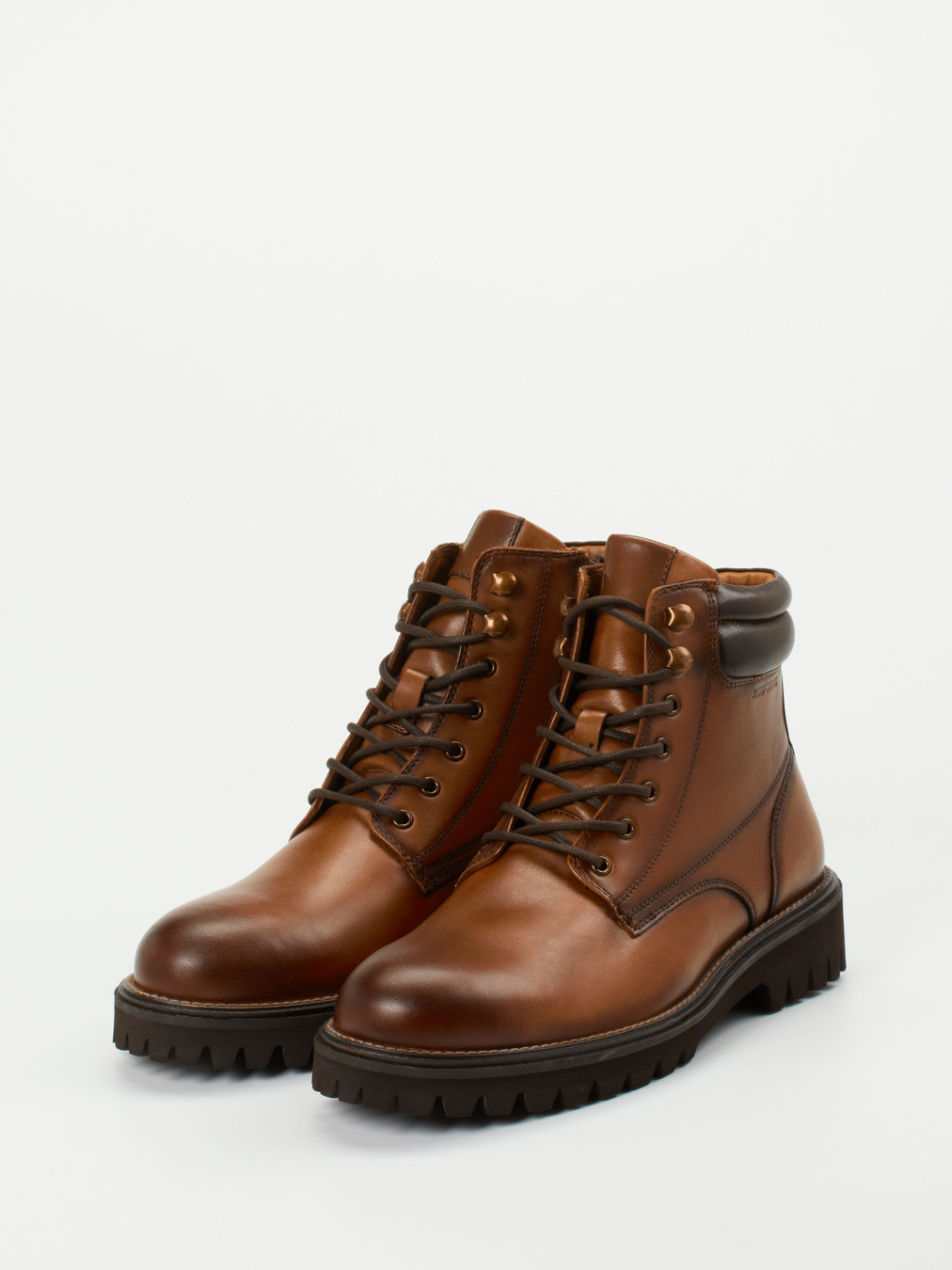 Boots braun 4701289056002