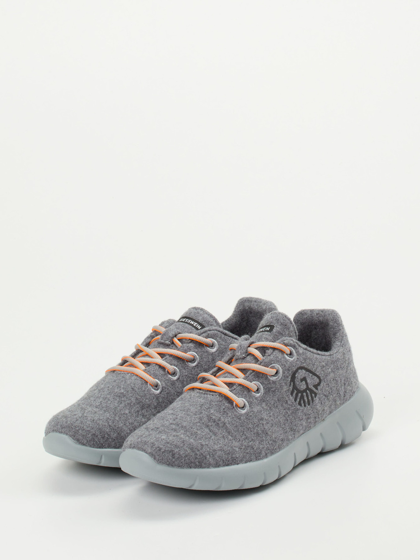 Hausschuh grau 7413459000102