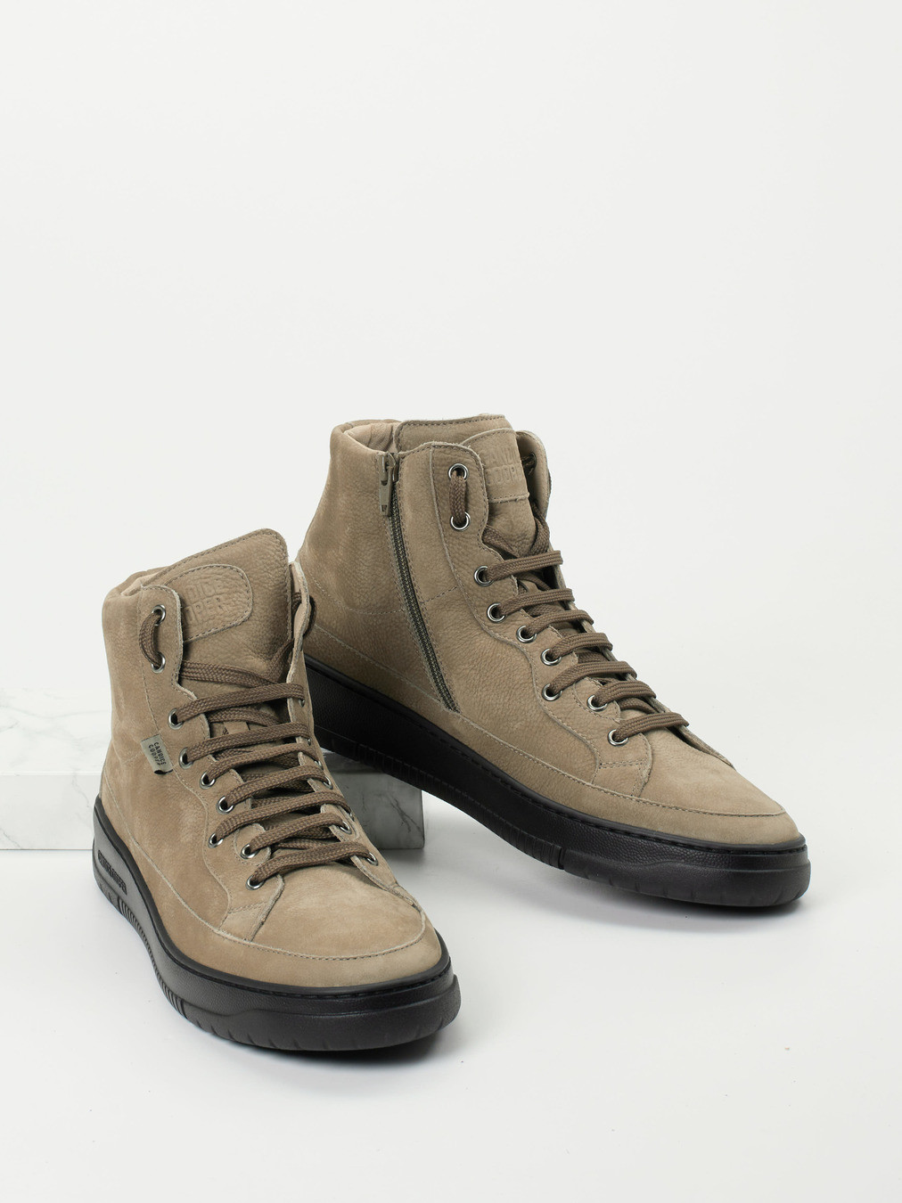 Sneaker high braun 4761249050504