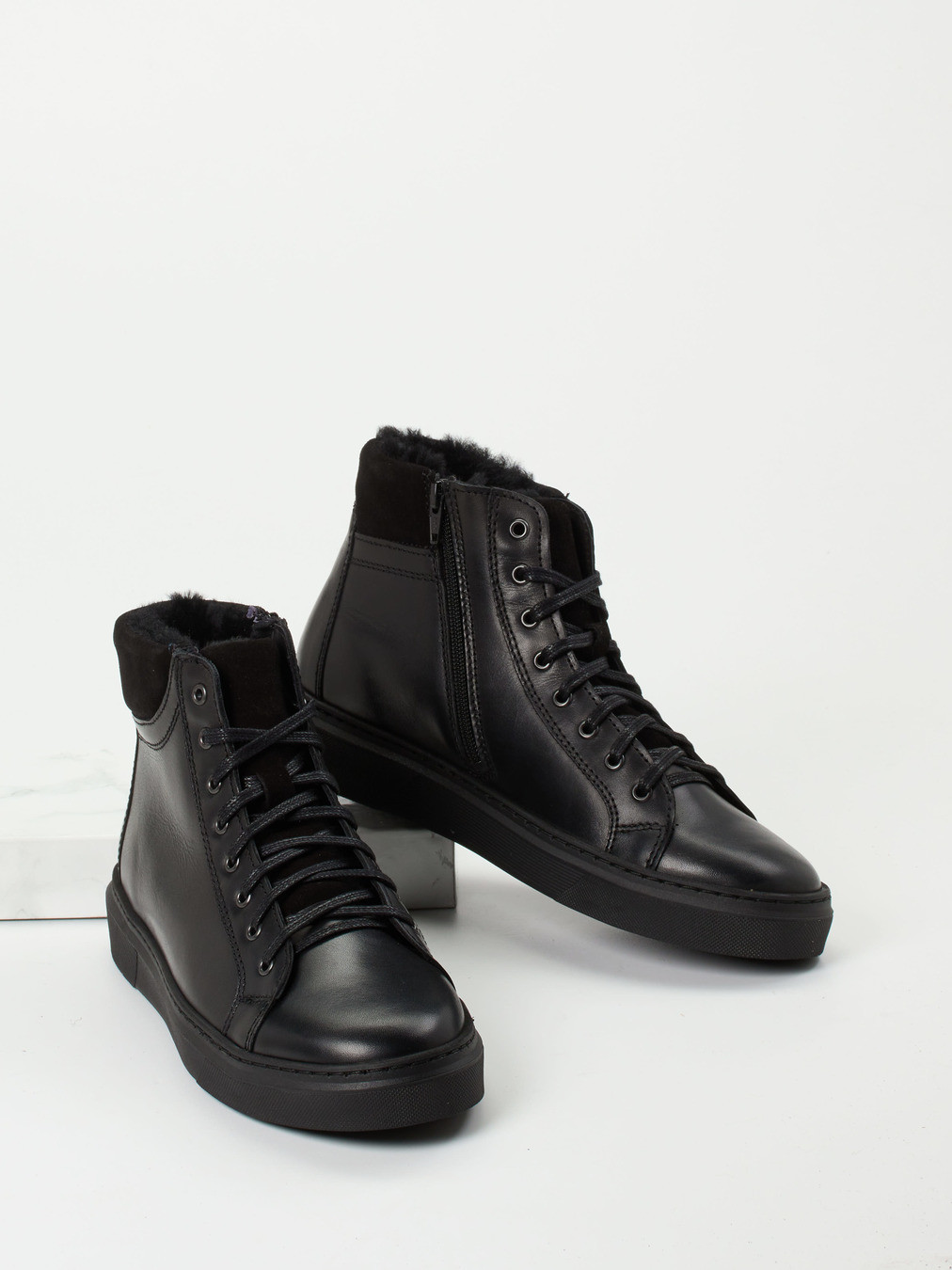 Sneaker high schwarz 4861009055104