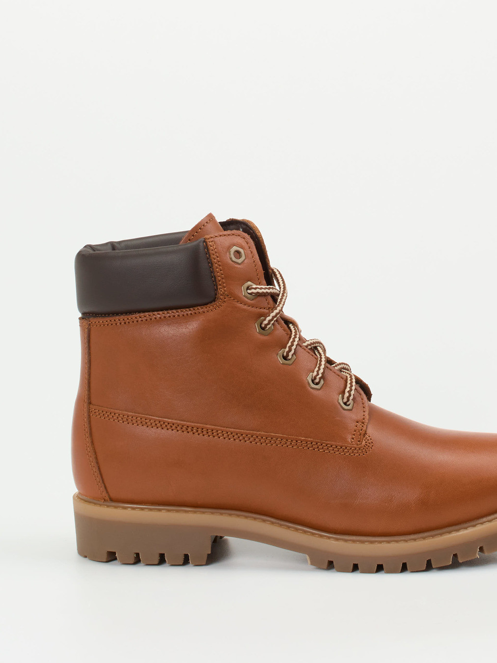 Boots braun 4801289007201