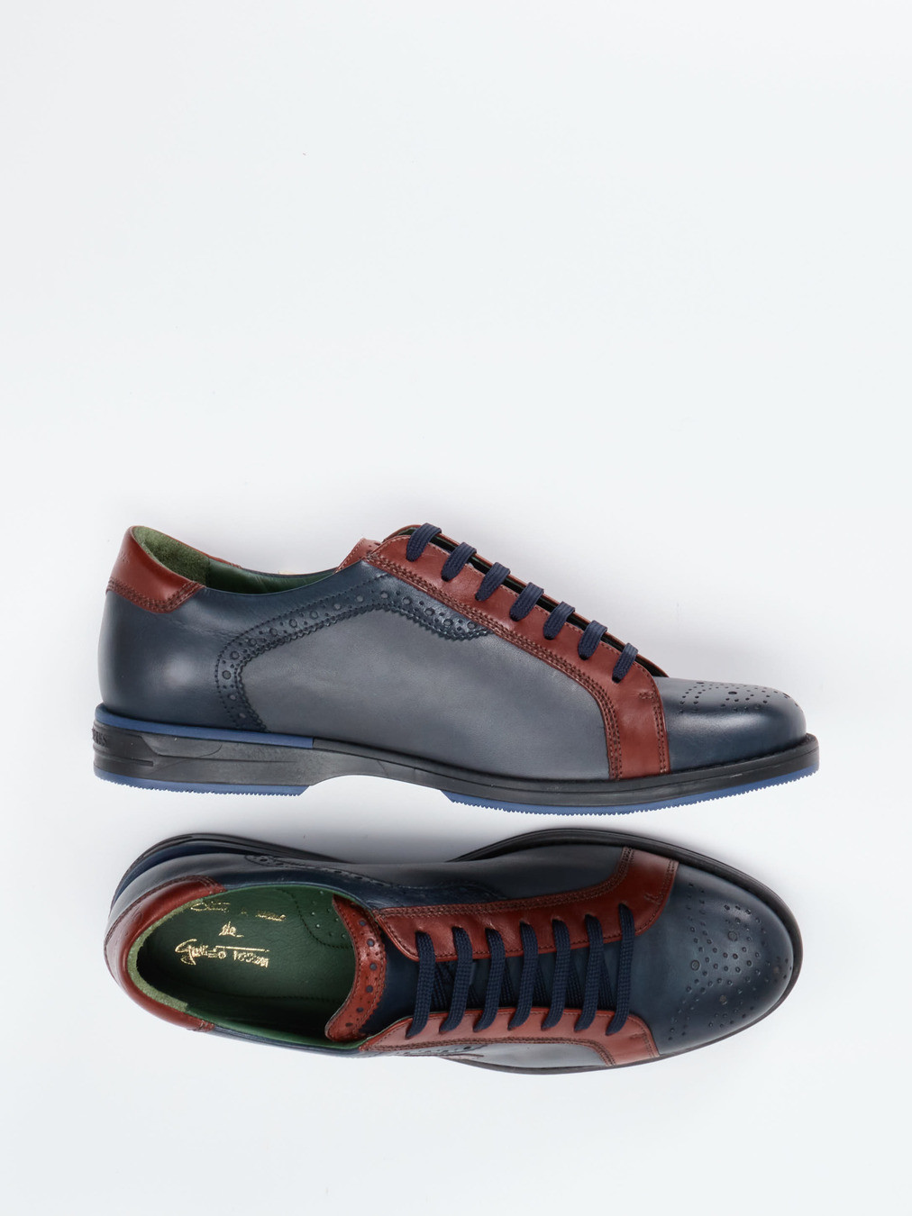 Schnürschuh blau 4610104000504