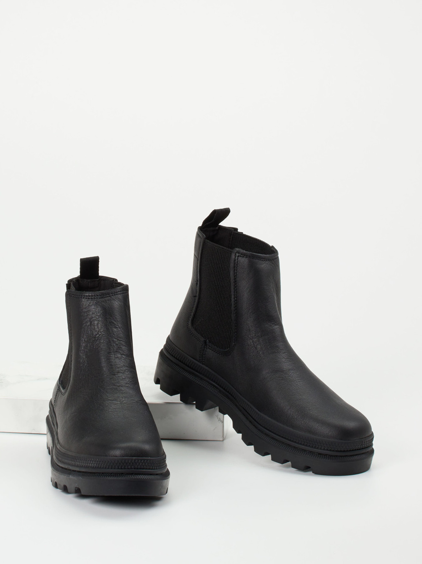 Sneaker high schwarz 8166009008104