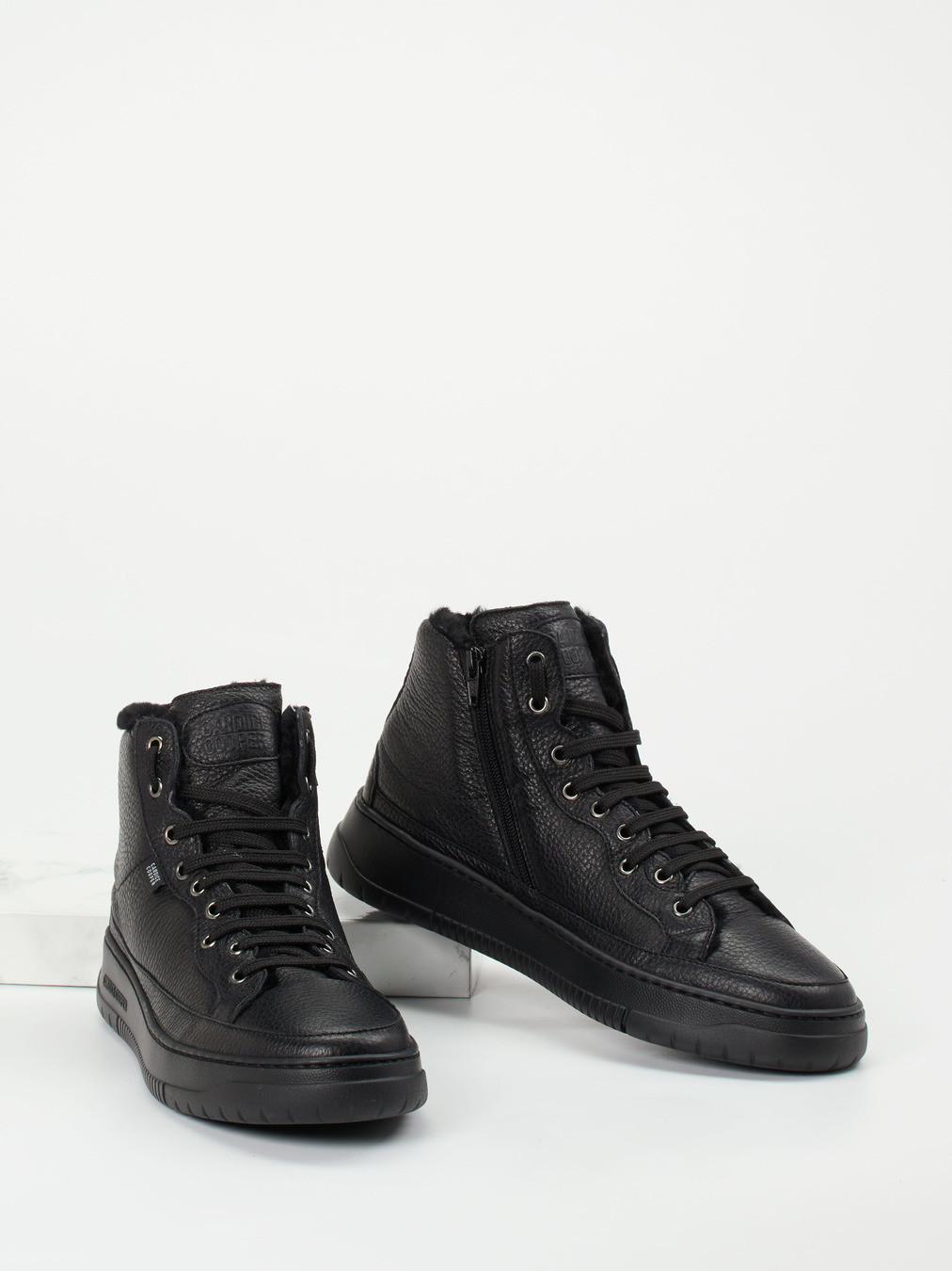 Sneaker high schwarz 4861009055404