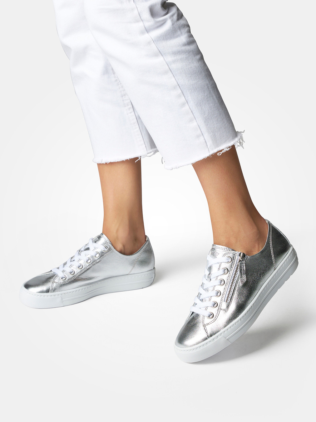 Sneaker silber 1663449006702