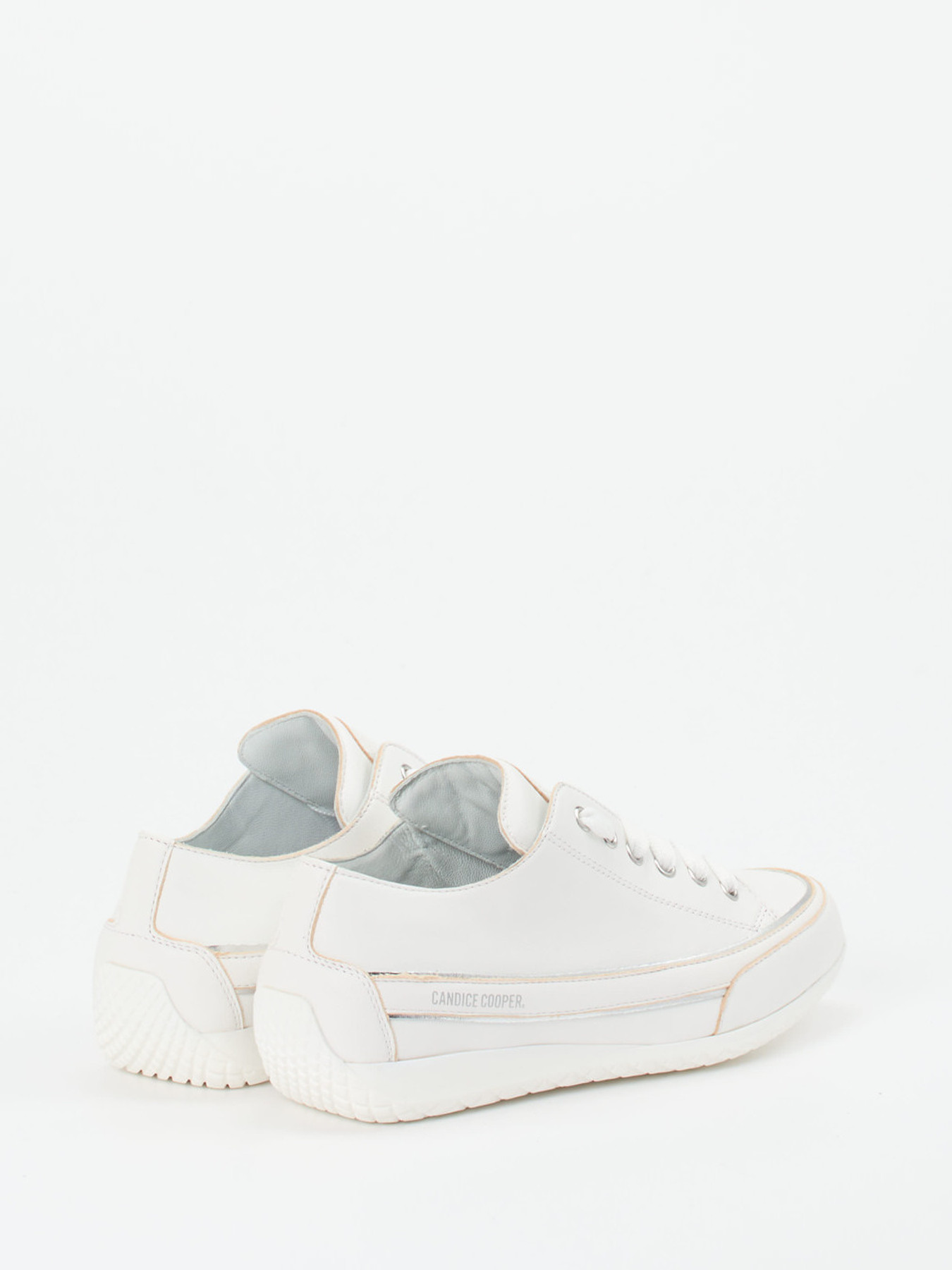 Sneaker weiß 1661799021403