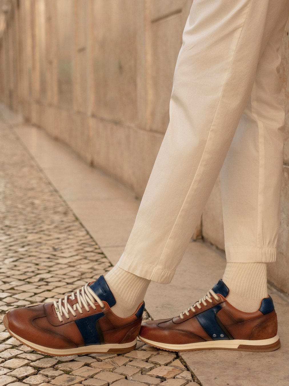 Sneaker braun 4661289027602