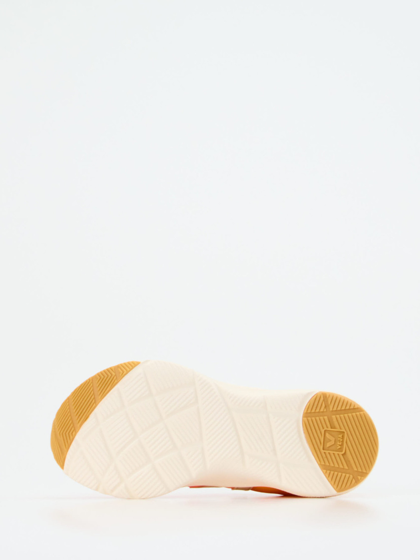 Sneaker rot 1661595000705