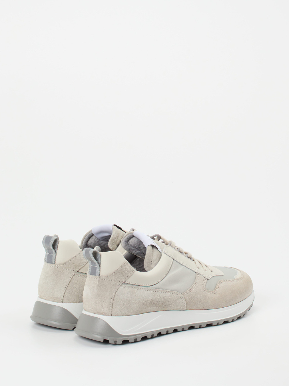 Sneaker grau 4661494001103