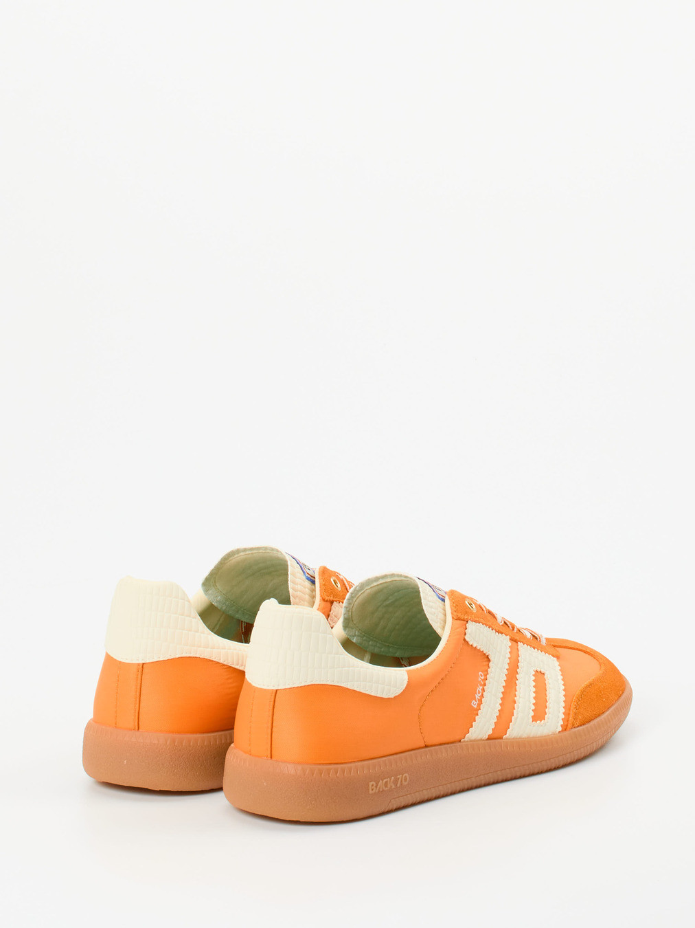 Sneaker orange 1661579002103