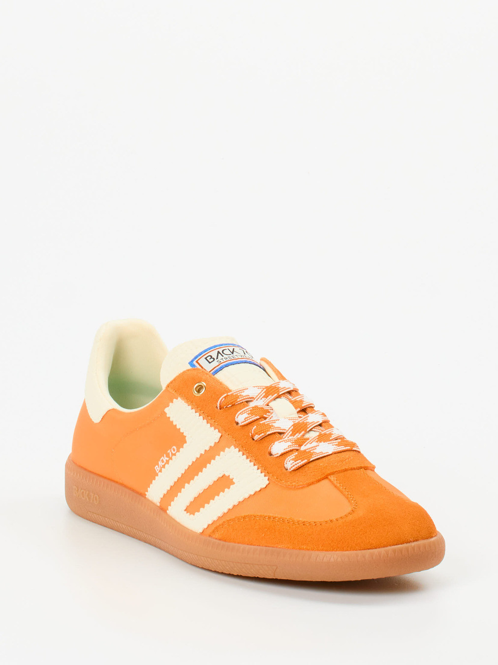 Sneaker orange 1661579002106