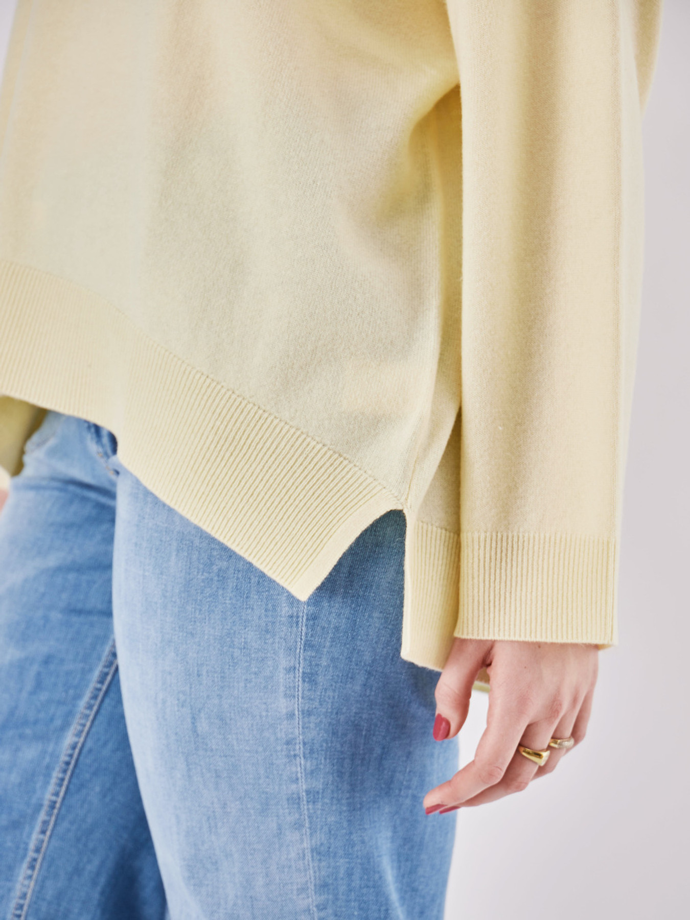 Pullover gelb 9341859000103