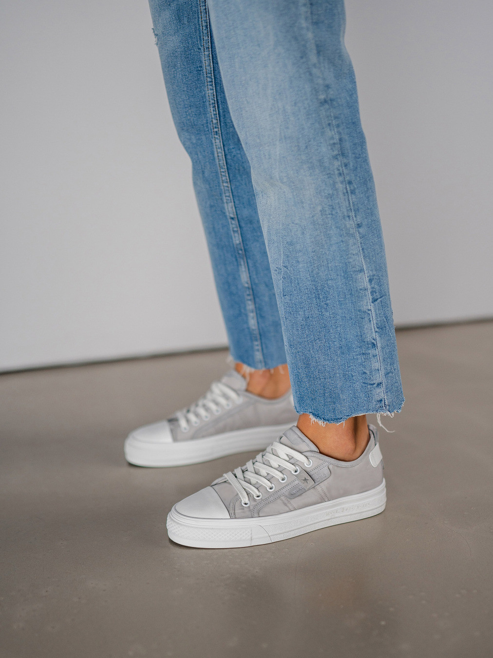 Sneaker grau 1663499003202