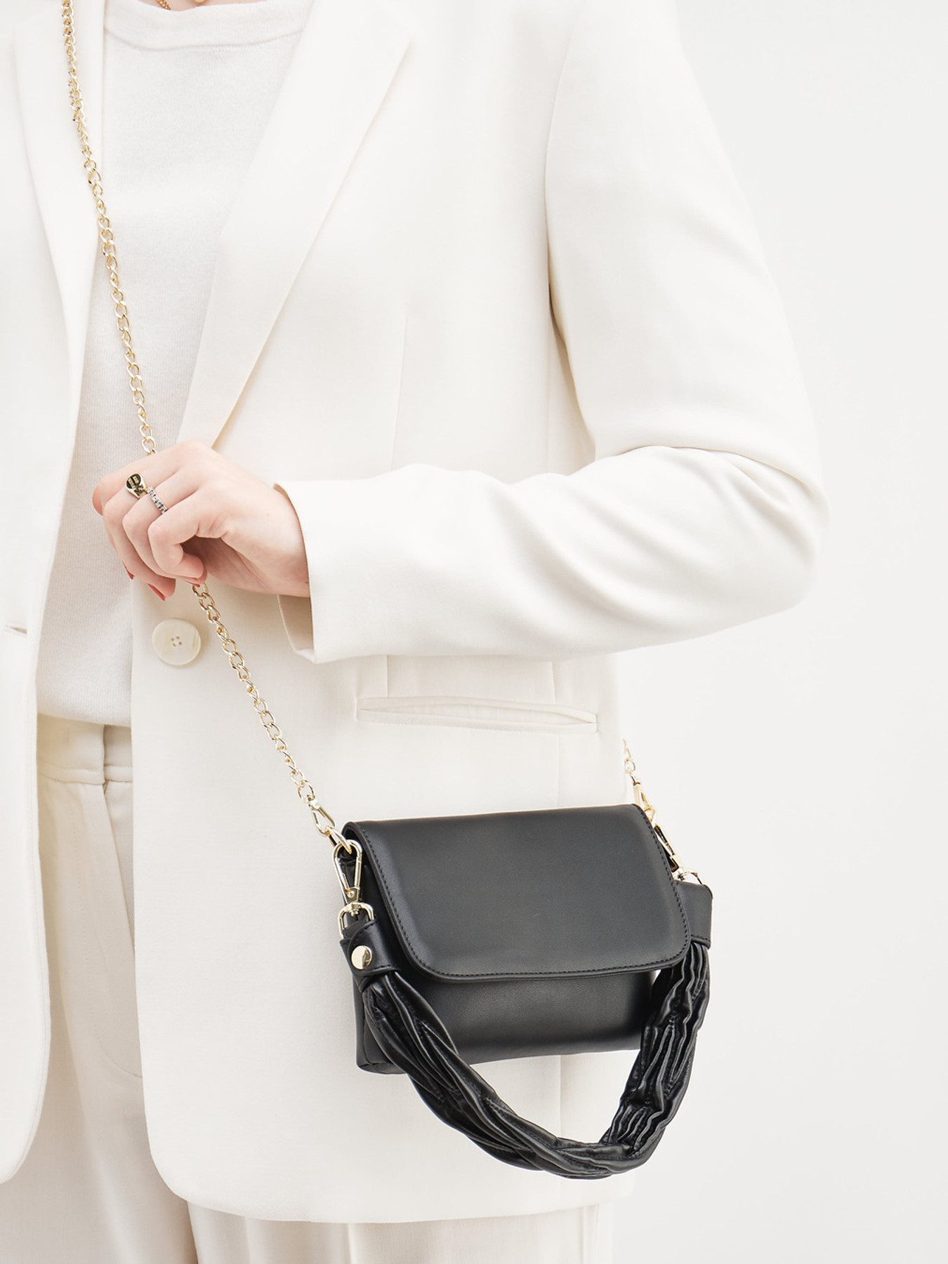 Schulter-/ Umhängetasche schwarz 9392009006306