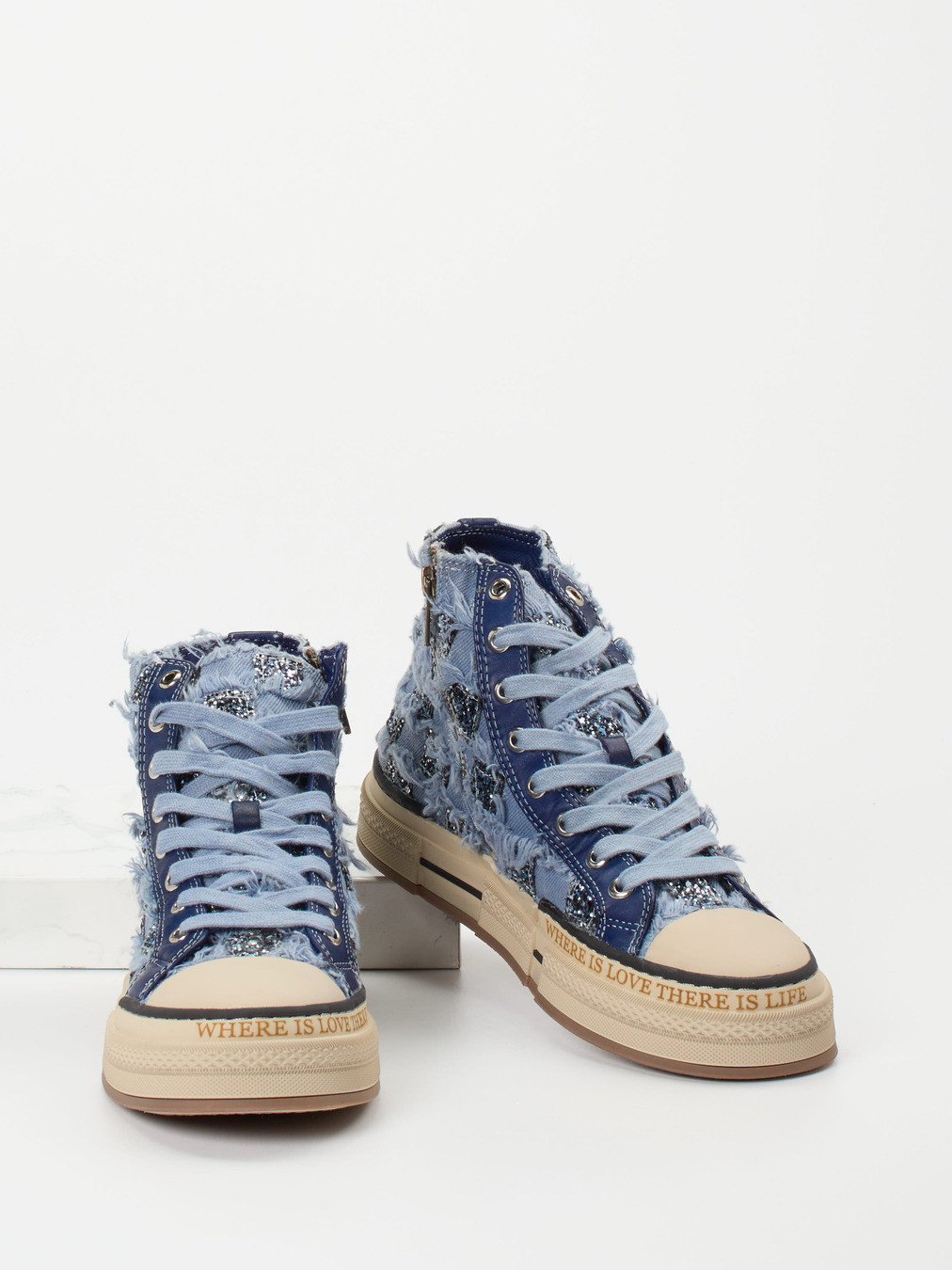 Sneaker High blau 1673159000404