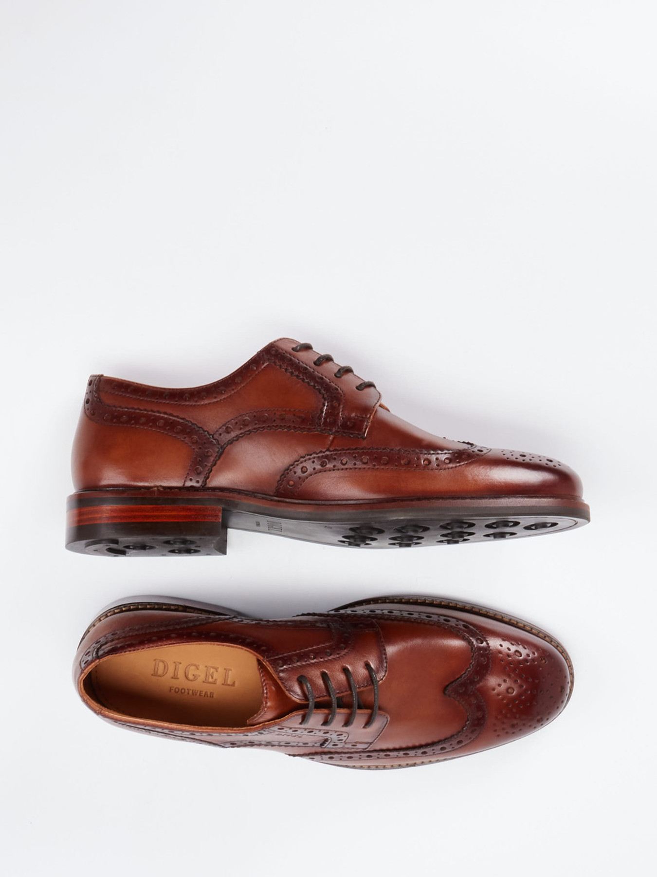 Schnürschuh braun 4610289025204